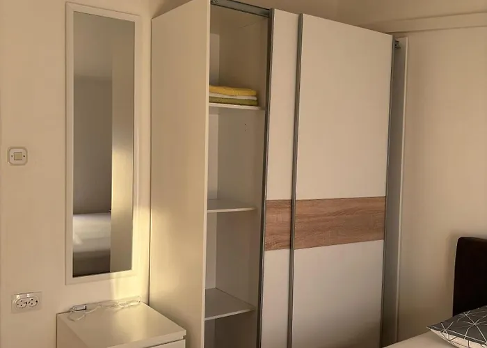 Ruza Апартаменты Вир